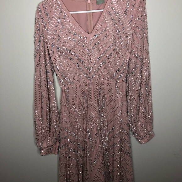 Pink sequins dress - Picture 2 of 2